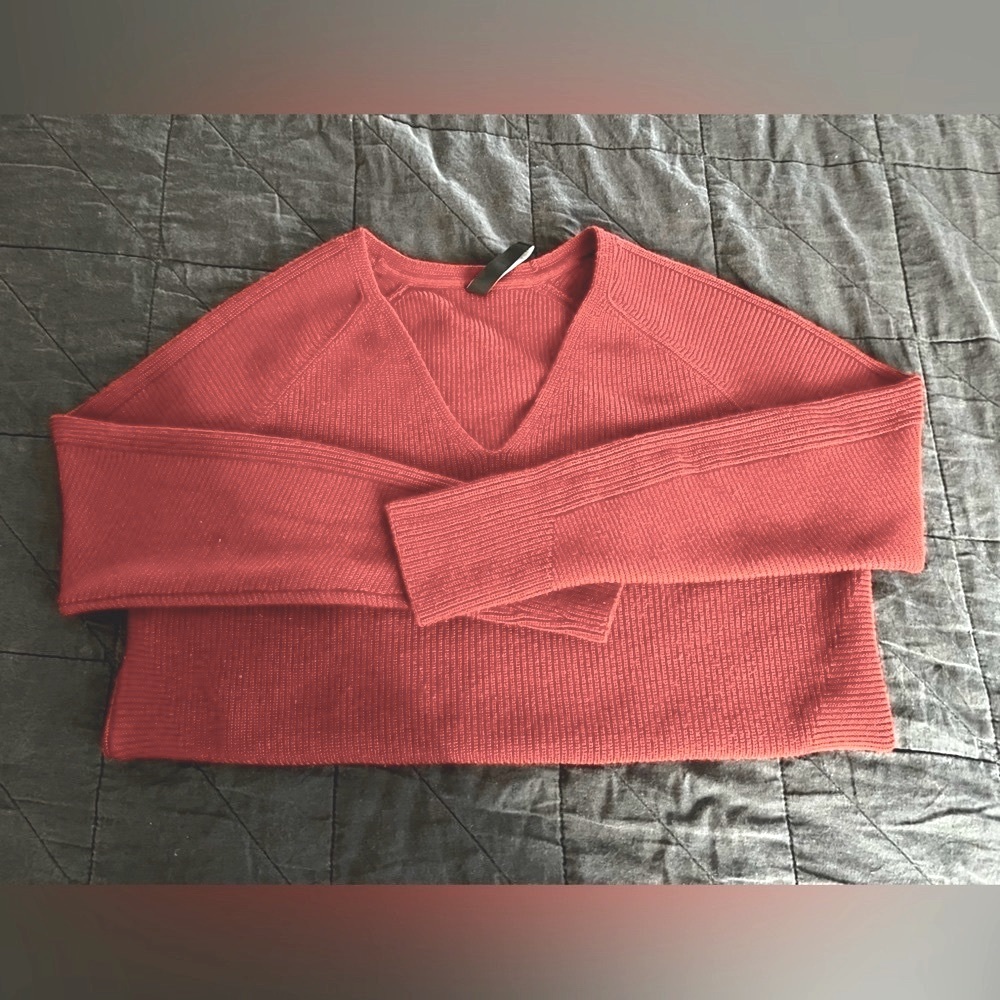 Athleta Hanover Refined V-Neck Sweater Red Size XS